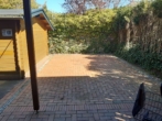 zusätzlicher Stellplatz, hinter dem Carport