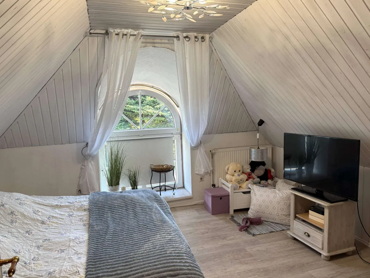 Schlafzimmer DG