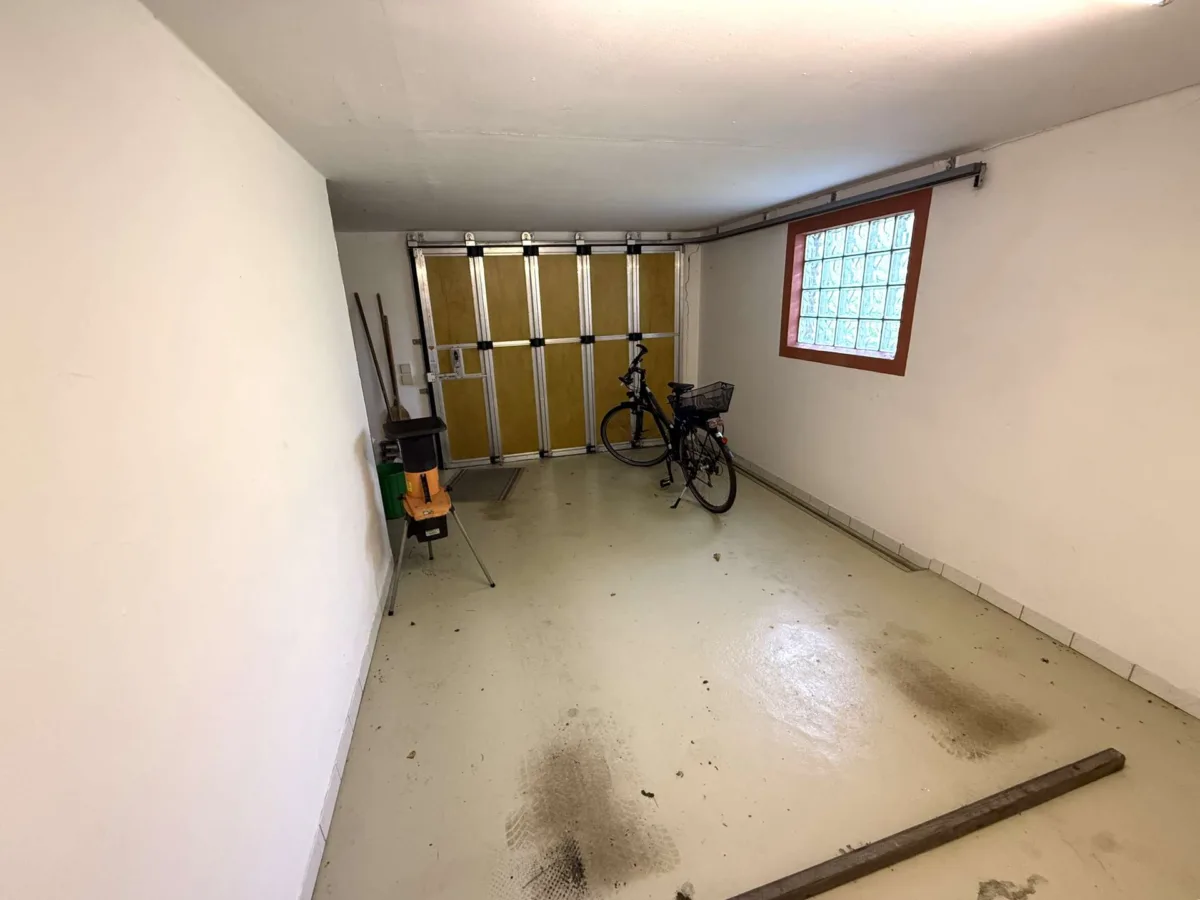 Garage innen