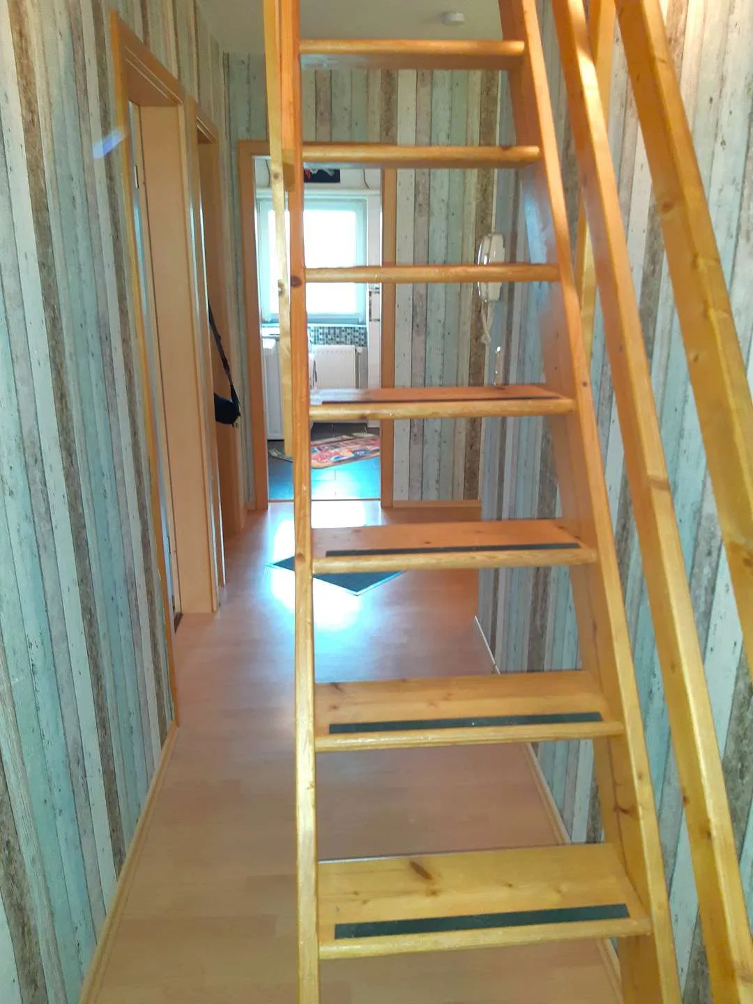 Treppe ins DG
