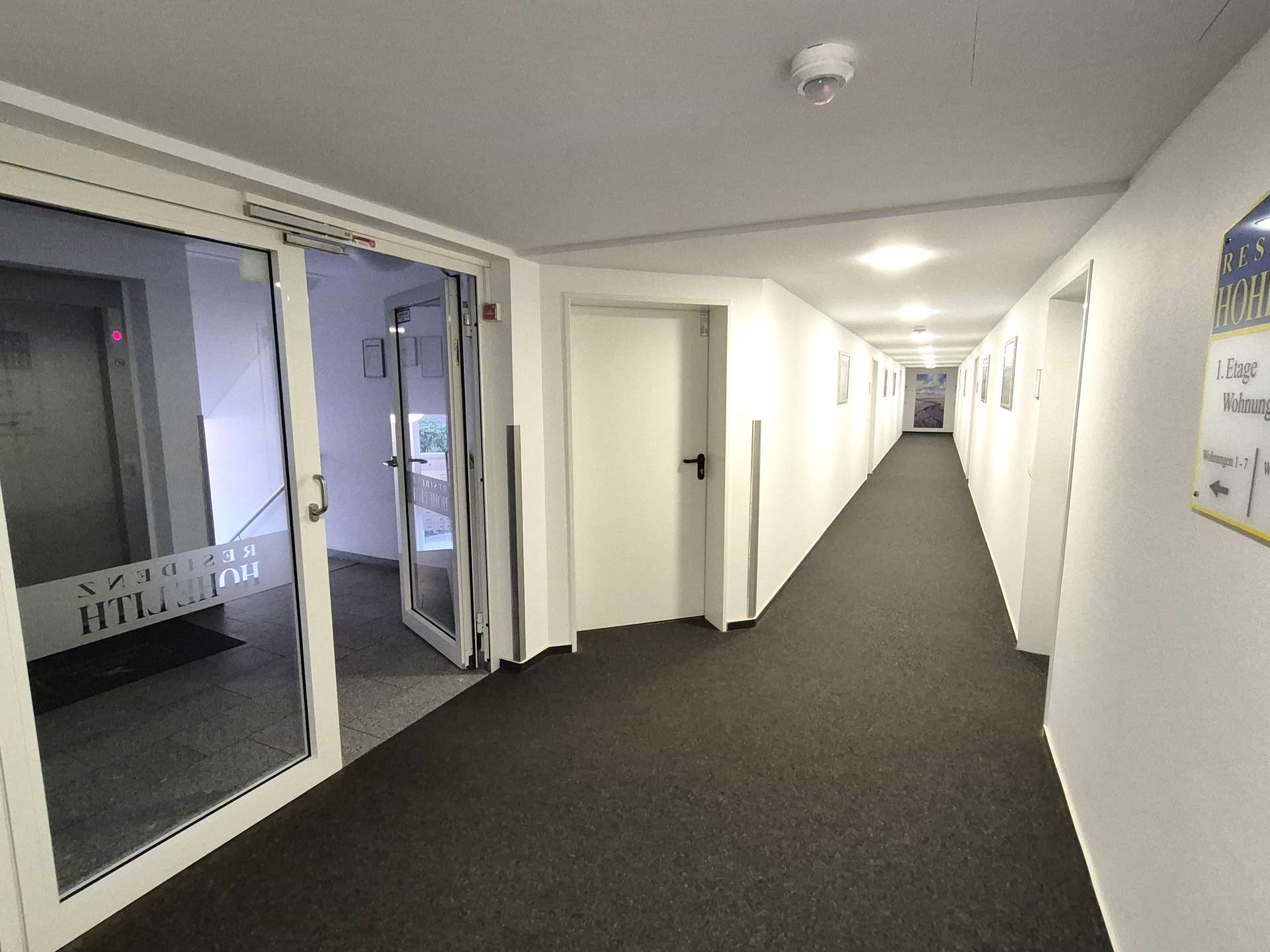 Hausflur mit Aufzug