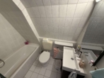 Bad mit Wanne